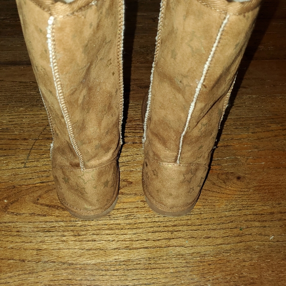 Airwalk Tan Star Cozy Girls Boot - Picture 9 of 11